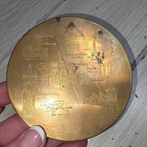Vtg 1950s Brass Chicago Souvenir Face Powder Compact Famous Destinations MCM